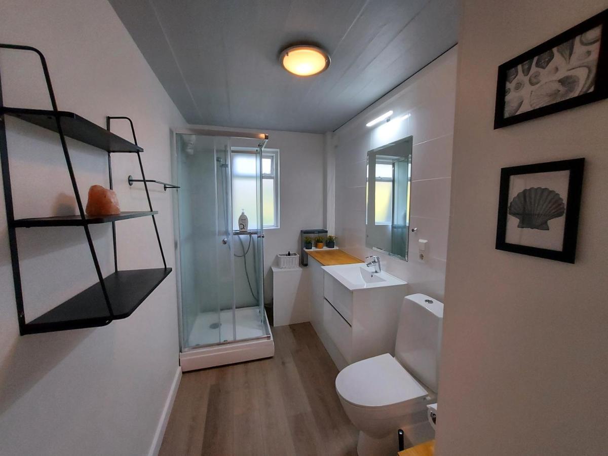 B&B Rooms Husavik 1 Exteriör bild